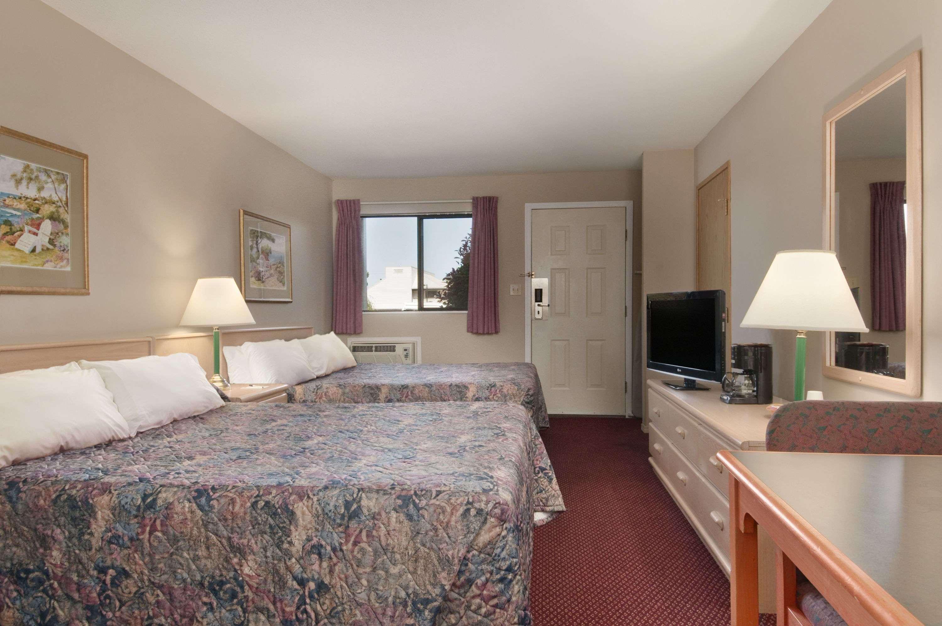 Coast Courtenay Hotel Экстерьер фото